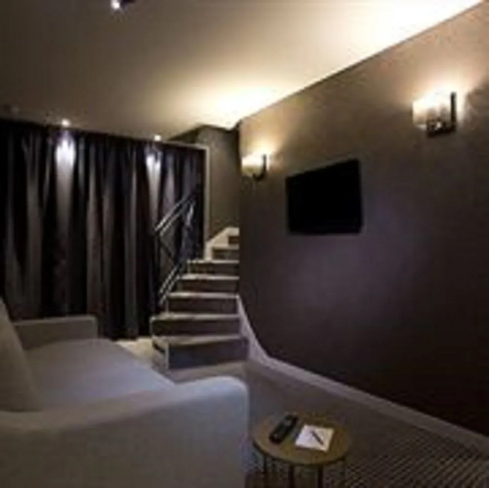 Hotel Atmospheres Paris 4*,