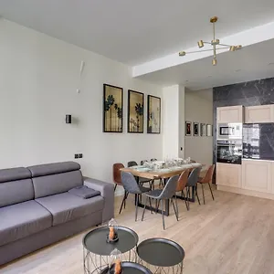 175 Lea - Superb In Appartement