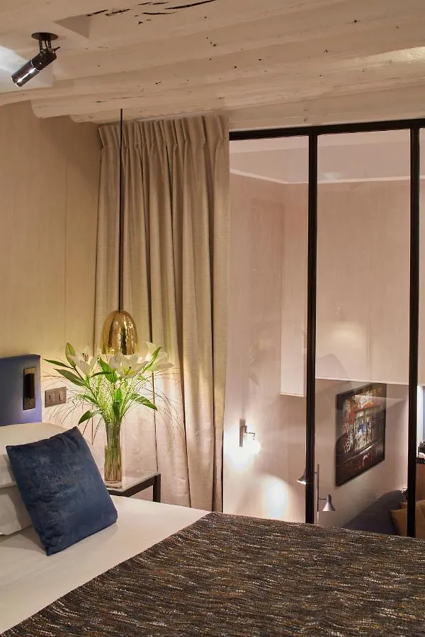 Hotel Atmospheres Paris